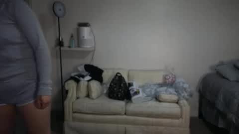 Drizzypeach602 online show from December 9, 12:23 am