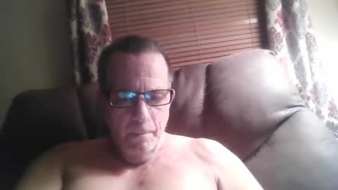 Snapshot of drthick1224 chatting on October 10, 9:19 am drthick1224 online show from October 10, 9:19 am