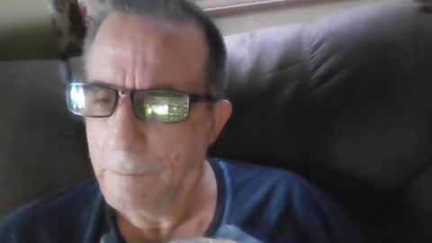 Snapshot of drthick1224 chatting on October 13, 12:49 pm drthick1224 online show from October 13, 12:49 pm