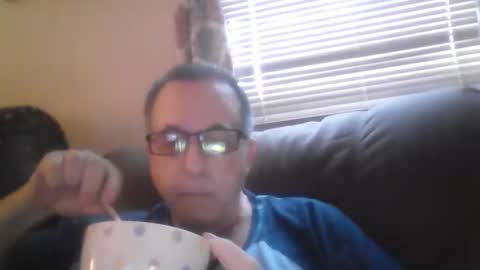 Snapshot of drthick1224 chatting on October 16, 9:38 pm drthick1224 online show from October 16, 9:38 pm