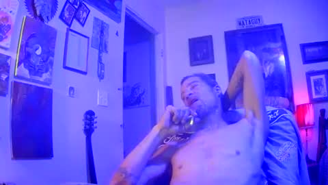 Snapshot of druedowm chatting on November 10, 7:51 am druedowm online show from November 10, 7:51 am