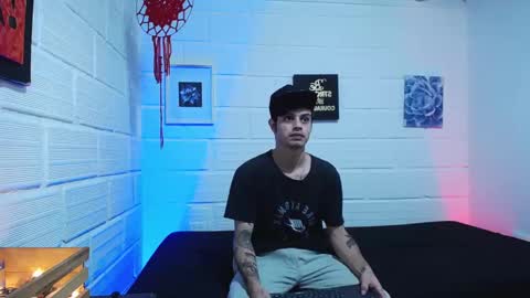 Snapshot of drumcore_01 chatting on November 24, 6:40 pm Drum-Core online show from November 24, 6:40 pm