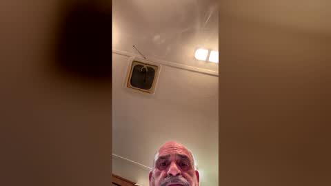 Snapshot of drummerboy41967 chatting on December 19, 2:40 am drummerboy41967 online show from December 19, 2:40 am