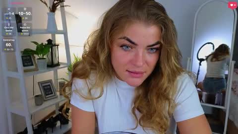 Snapshot of drunk_angel_ chatting on September 14, 4:33 am Donna online show from September 14, 4:33 am