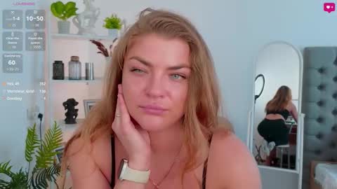 Snapshot of drunk_angel_ chatting on February 22, 8:13 am Donna online show from February 22, 8:13 am