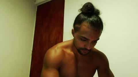 S.K..maorisa98 VIDEOS SEXHARD PPBOY 55TASTEPROTEIN online show from June 23, 11:52 am