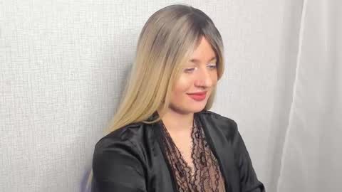 Snapshot of dualwave chatting on November 28, 5:15 pm dualwave online show from November 28, 5:15 pm