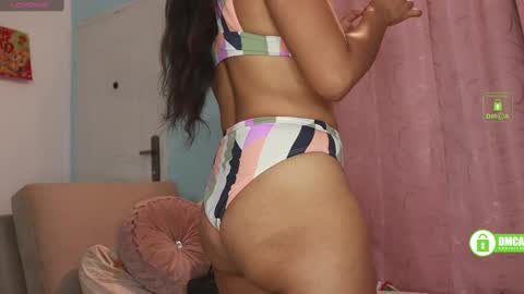 duamilktits online show from January 24, 9:17 am