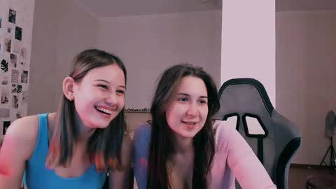 Adeletall and Aliya online show from December 3, 11:52 am