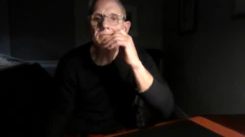 Snapshot of dubl55nikl chatting on December 9, 7:50 am DublNikl online show from December 9, 7:50 am