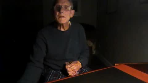 Snapshot of dubl55nikl chatting on February 10, 7:47 am DublNikl online show from February 10, 7:47 am