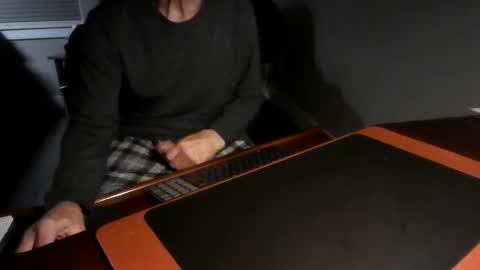 Snapshot of dubl55nikl chatting on February 28, 8:31 am DublNikl online show from February 28, 8:31 am