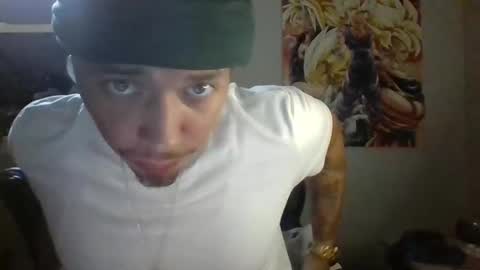 Snapshot of dubz07 chatting on October 13, 2:17 pm dubz07 online show from October 13, 2:17 pm