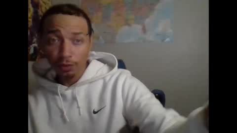 Snapshot of dubz07 chatting on November 16, 6:52 am dubz07 online show from November 16, 6:52 am