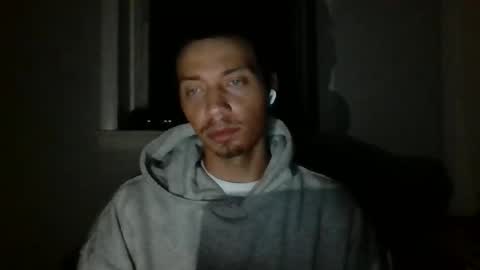 Snapshot of dubz07 chatting on December 14, 6:41 am dubz07 online show from December 14, 6:41 am