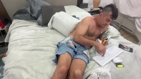 Dude online show from February 2, 5:22 pm