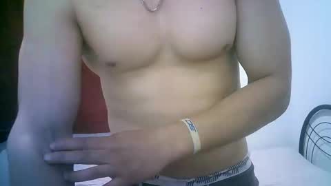 Snapshot of duhe1234 chatting on September 25, 4:38 am duhe1234 online show from September 25, 4:38 am