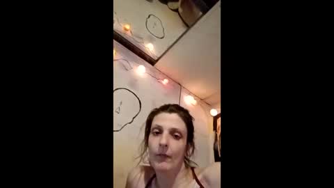 dukenbettykinks online show from April 8, 1:27 am