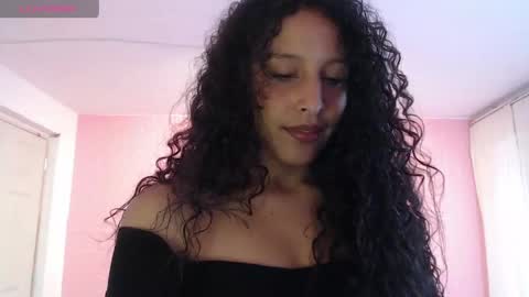 dulce1609 online show from June 6, 9:19 pm