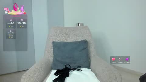 Snapshot of dulce1_ chatting on June 12, 9:08 am Dulce online show from June 12, 9:08 am