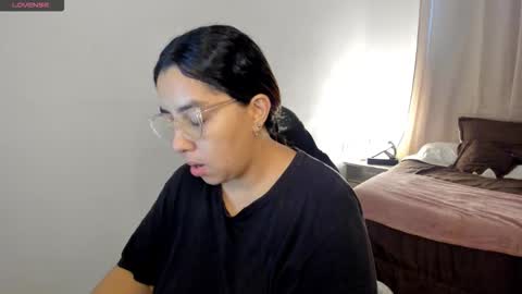 Snapshot of dulce_brithany chatting on December 3, 11:52 am dulce brithany online show from December 3, 11:52 am