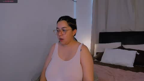 dulce brithany online show from July 12, 9:06 pm