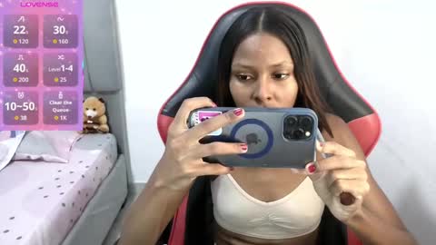 dulce_camx online show from May 15, 4:52 am