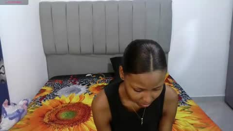 dulce_camx online show from July 10, 3:22 am