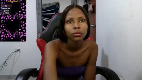 dulce_camx online show from July 17, 3:24 am