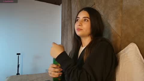 dulce_hell online show from March 12, 7:36 am