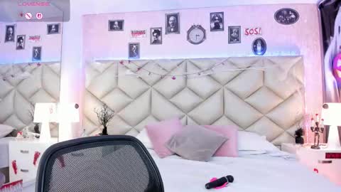 Snapshot of dulce_hiil_ chatting on October 25, 7:08 pm Monday 5-2 am From Tuesday to Friday5-1 am Colombia time online show from October 25, 7:08 pm