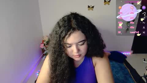 Snapshot of dulce_julieta_ chatting on December 14, 4:12 pm Dulce online show from December 14, 4:12 pm
