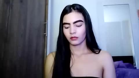 Snapshot of dulce_lucero chatting on September 27, 6:57 pm dulce_lucero online show from September 27, 6:57 pm