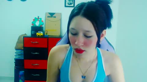 Snapshot of dulce_mauren chatting on November 22, 7:07 am dulce_mauren online show from November 22, 7:07 am