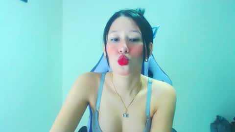 Snapshot of dulce_mauren chatting on November 28, 6:38 am dulce_mauren online show from November 28, 6:38 am