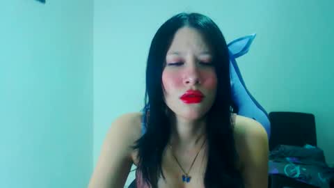 Snapshot of dulce_mauren chatting on November 30, 6:28 am dulce_mauren online show from November 30, 6:28 am