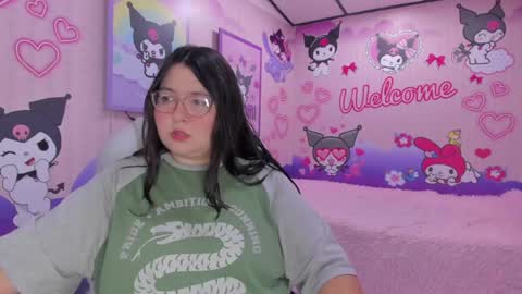 Dulce  online show from April 29, 3:21 am