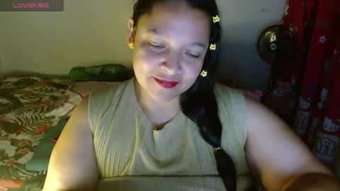 Snapshot of dulce_mmaria chatting on October 22, 1:33 pm dulce online show from October 22, 1:33 pm