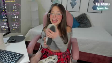 Snapshot of dulce_powl chatting on December 21, 1:10 pm Dulce  online show from December 21, 1:10 pm