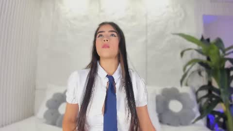Snapshot of dulce_vict chatting on July 1, 12:34 am dulce online show from July 1, 12:34 am