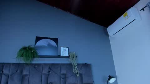 Snapshot of dulceaurora_ chatting on June 20, 2:47 am DULCE AURORA online show from June 20, 2:47 am