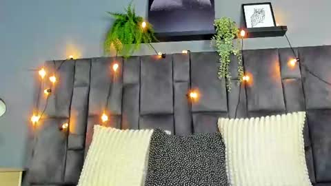 Snapshot of dulceaurora_ chatting on July 13, 1:08 am DULCE AURORA online show from July 13, 1:08 am