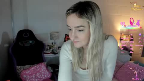 Sweetnina online show from October 29, 8:43 pm