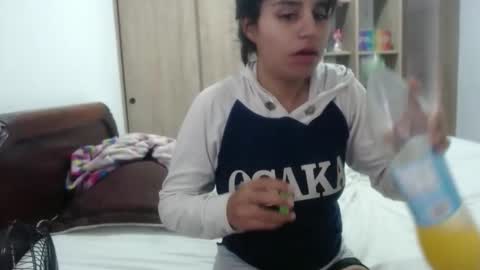 dulcekatty18 online show from February 22, 2:37 pm