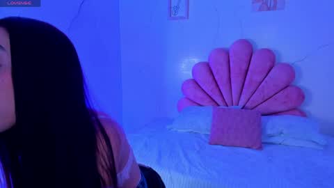 dulceprince1 online show from March 8, 8:01 pm