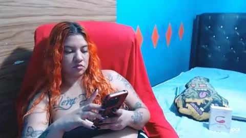 dulcesdemaria online show from May 23, 7:07 pm