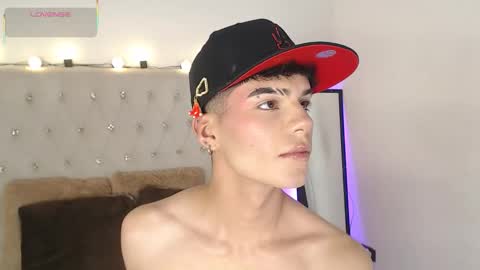 Dulcey online show from January 15, 4:06 am