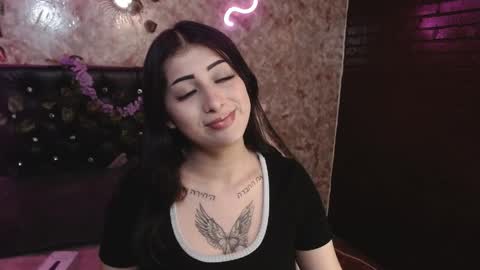 Snapshot of dulcinea77gp chatting on June 2, 4:25 am Sahara online show from June 2, 4:25 am