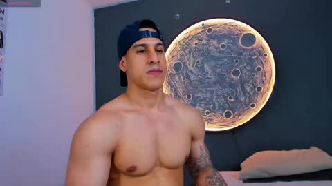 Snapshot of duran_dhikol1 chatting on December 20, 11:45 pm duran_dhikol1 online show from December 20, 11:45 pm