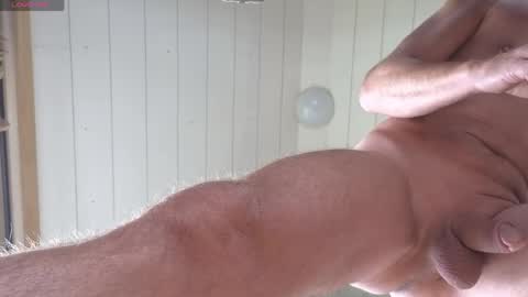 Snapshot of duri011 chatting on April 3, 4:38 pm hotdick40 online show from April 3, 4:38 pm